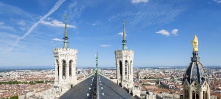 Du 8 décembre à Noël : les jeunes de Lyon cheminent ensemble !