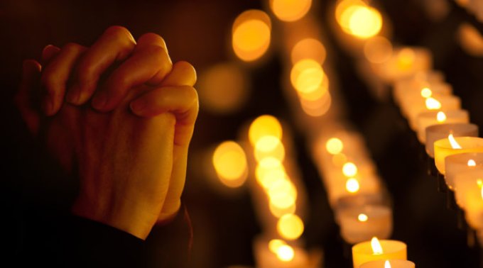 Pour les personnes âgées victimes du covid-19: miséricorde Seigneur.