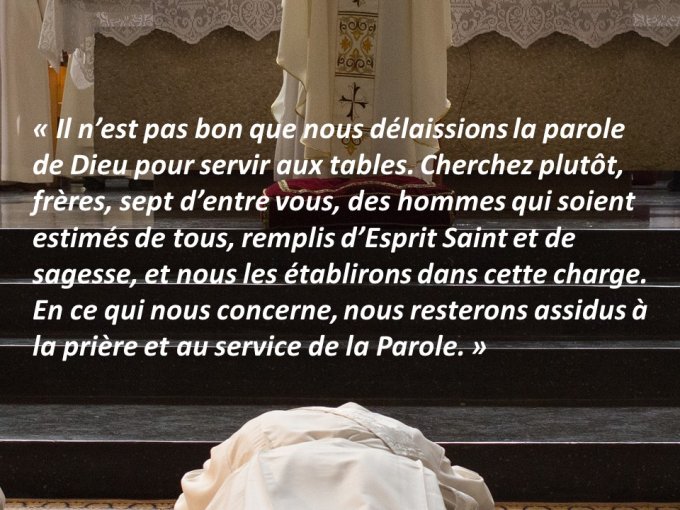 Temps de Pâques - Lundi III : les premiers diacres. - Hozana