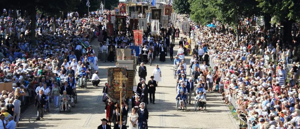 Neuvaine pour honorer Ste Anne fêtée le 26 juillet