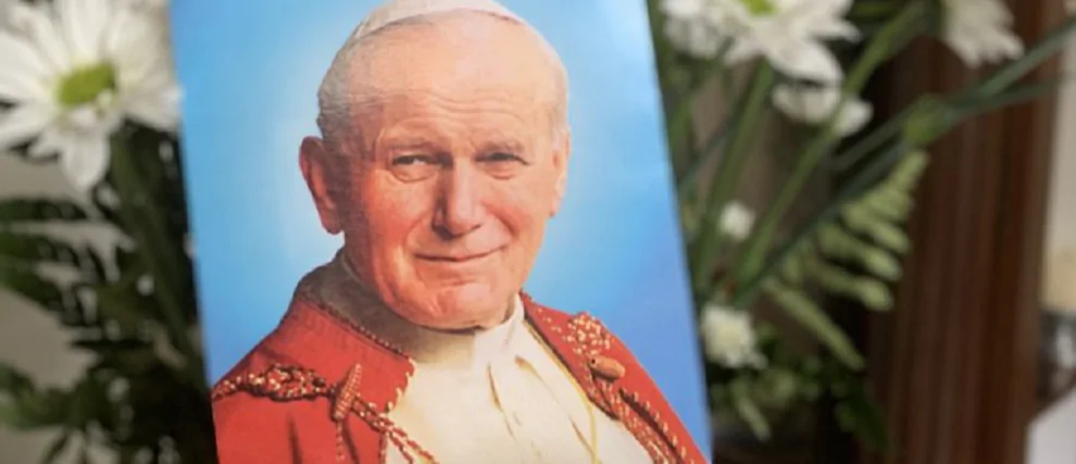 Nuestras familias junto a San Juan Pablo II