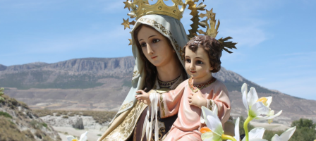 Meditando en la promesa de paz y amor con la V. del Carmen