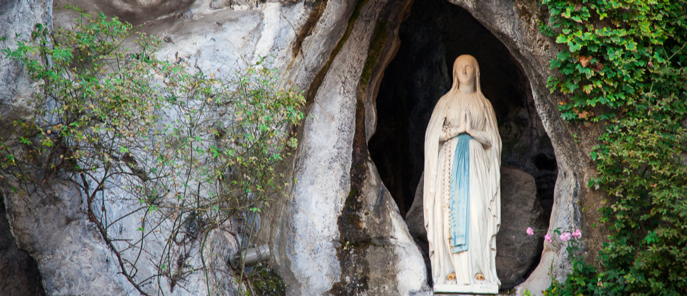 Neuvaine à Notre-Dame de Lourdes avec sainte Bernadette