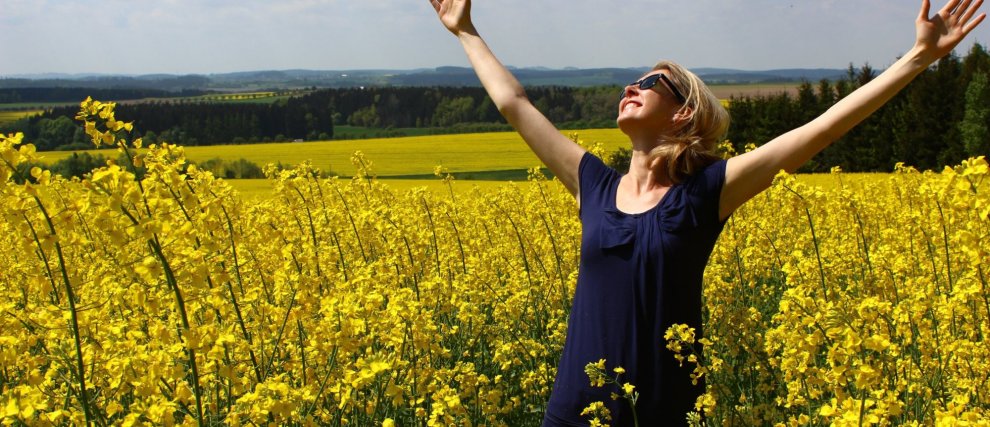 Va, confiante et joyeuse sur le chemin du bonheur