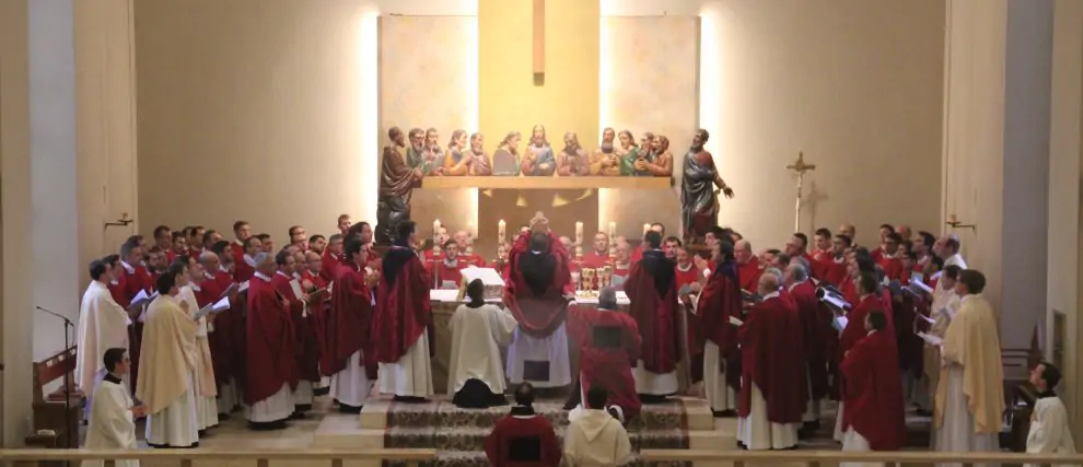 Prions une neuvaine pour les prêtres et les diacres