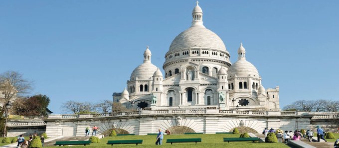 Avec Madame Elisabeth demandons la protection de l'enfance au Sacré Coeur